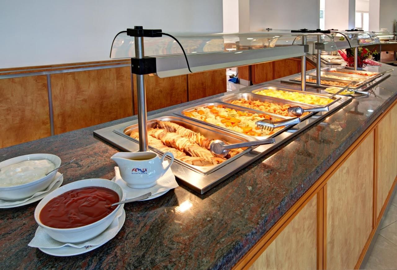 Отель Hotel Fenix Солнечный Берег-25