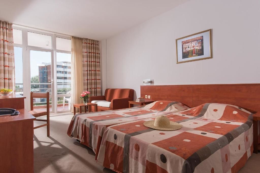 Отель Hotel Fenix Солнечный Берег