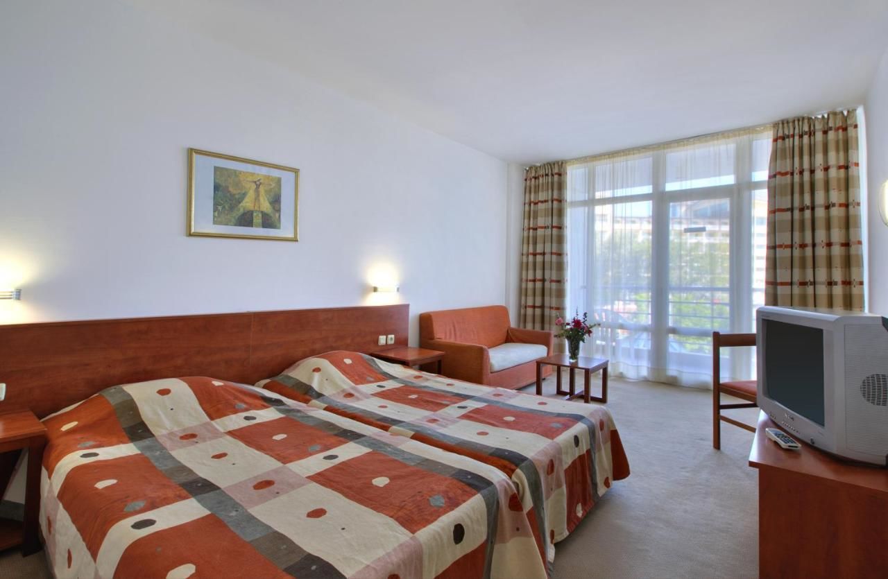 Отель Hotel Fenix Солнечный Берег