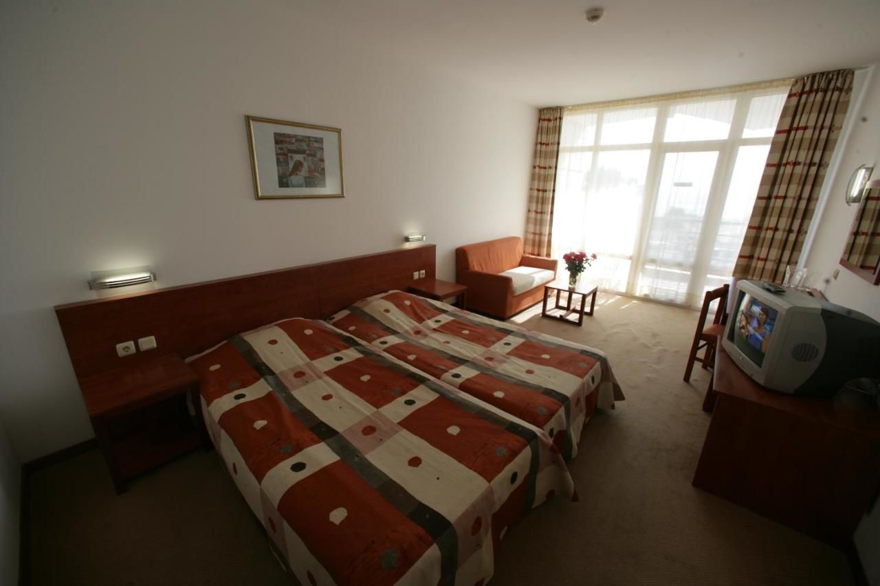 Отель Hotel Fenix Солнечный Берег