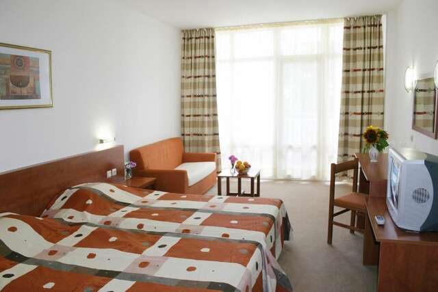 Отель Hotel Fenix Солнечный Берег-28