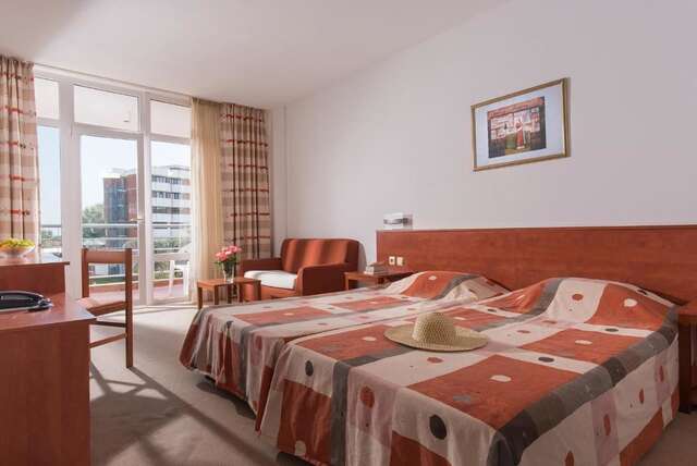 Отель Hotel Fenix Солнечный Берег-8